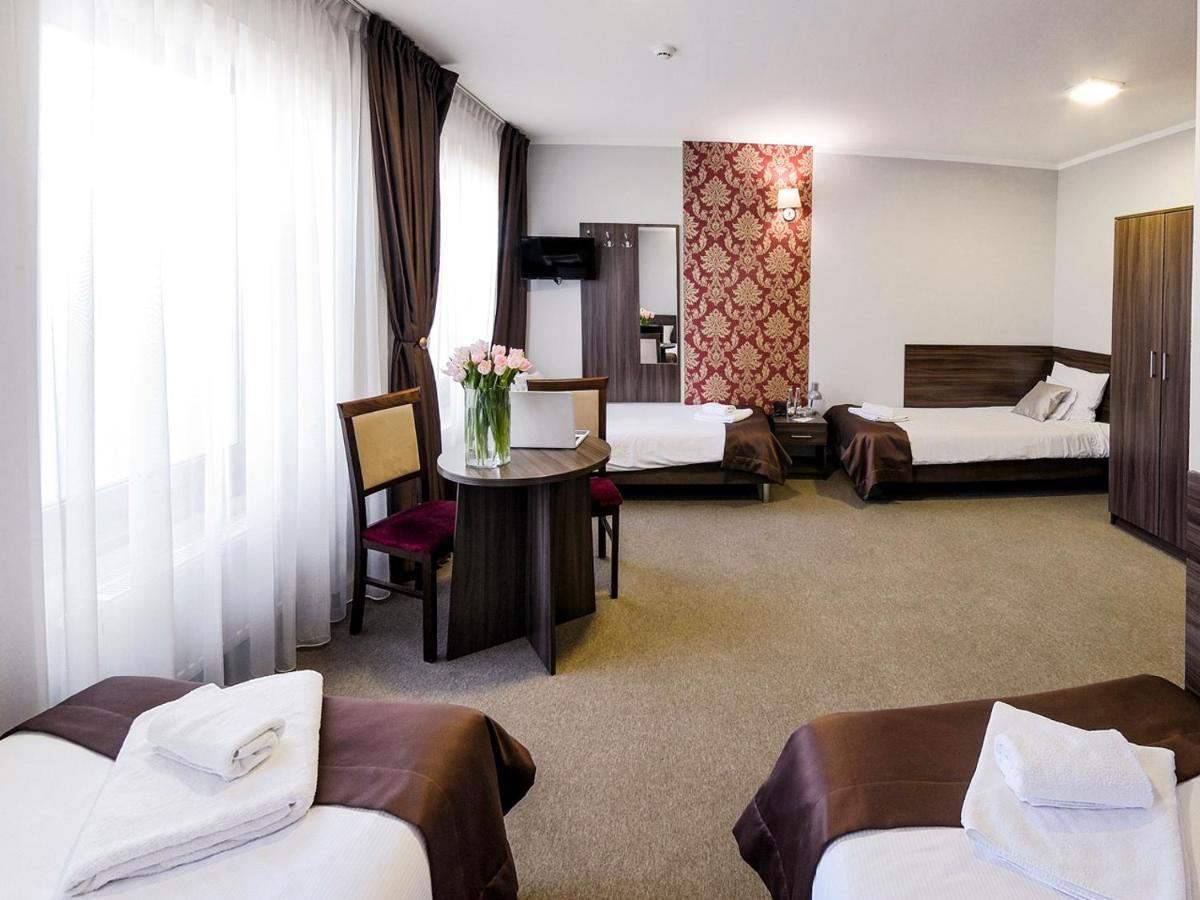 Hotel Dabrowski Oswiecim Ngoại thất bức ảnh