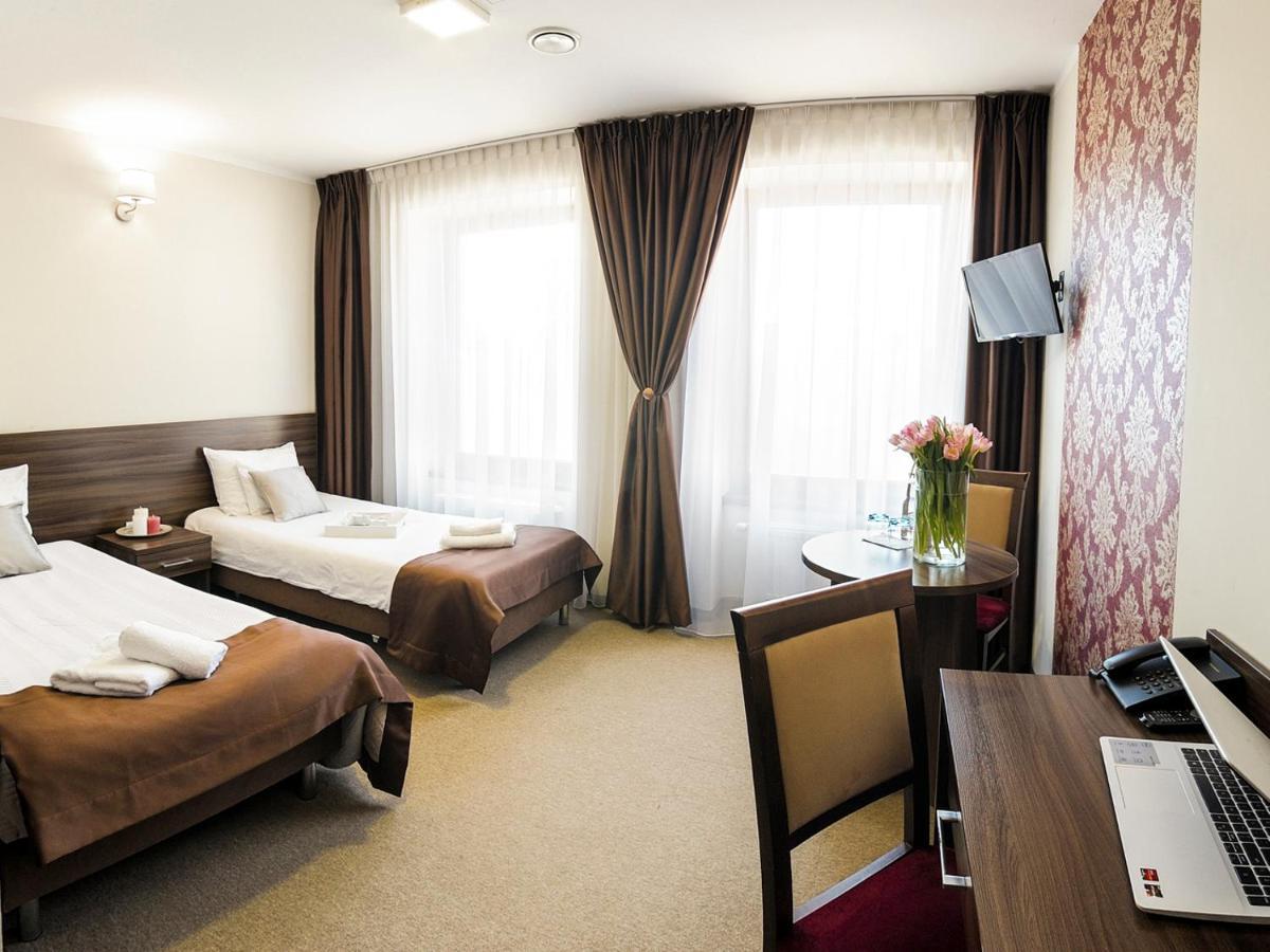 Hotel Dabrowski Oswiecim Ngoại thất bức ảnh