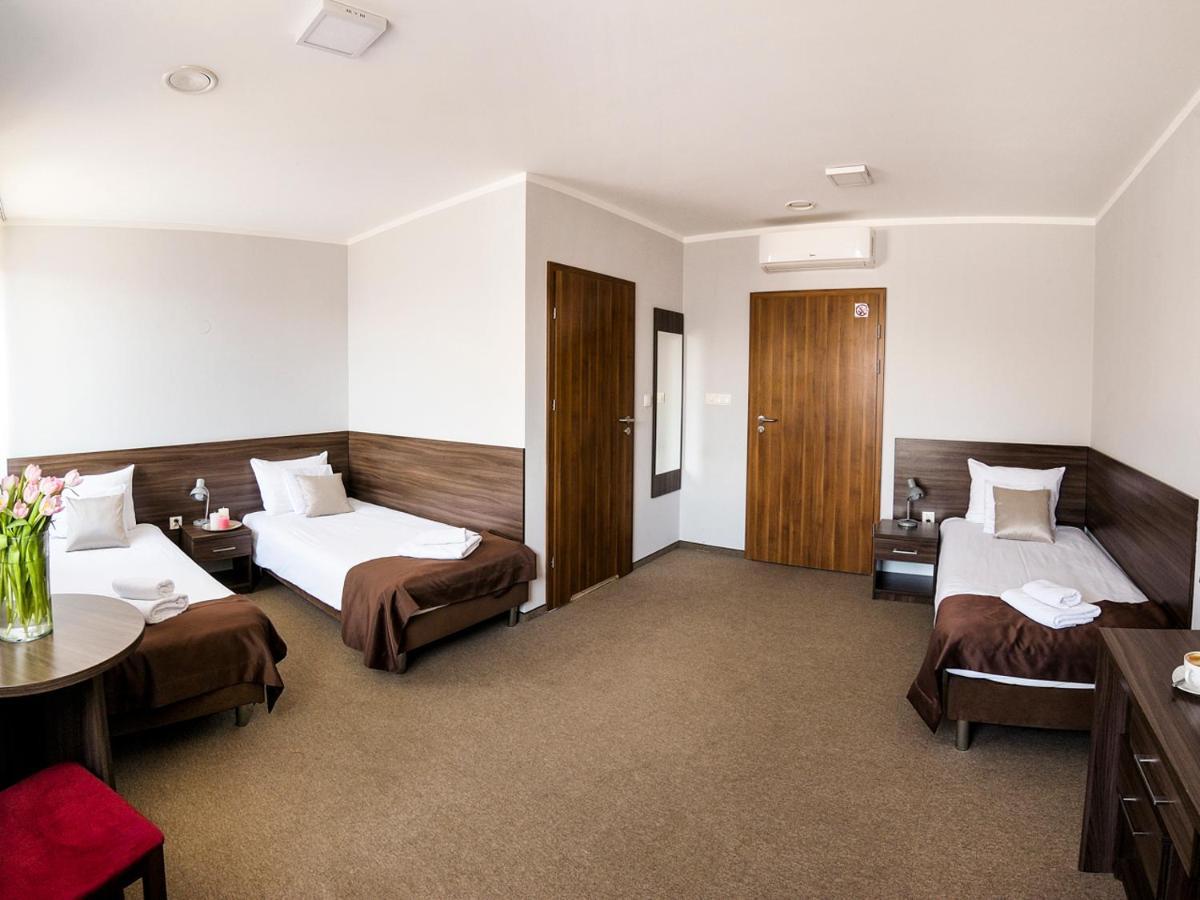 Hotel Dabrowski Oswiecim Ngoại thất bức ảnh