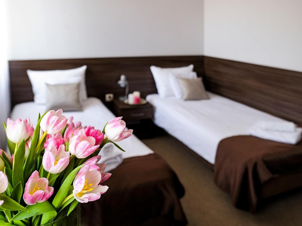 Hotel Dabrowski Oswiecim Ngoại thất bức ảnh