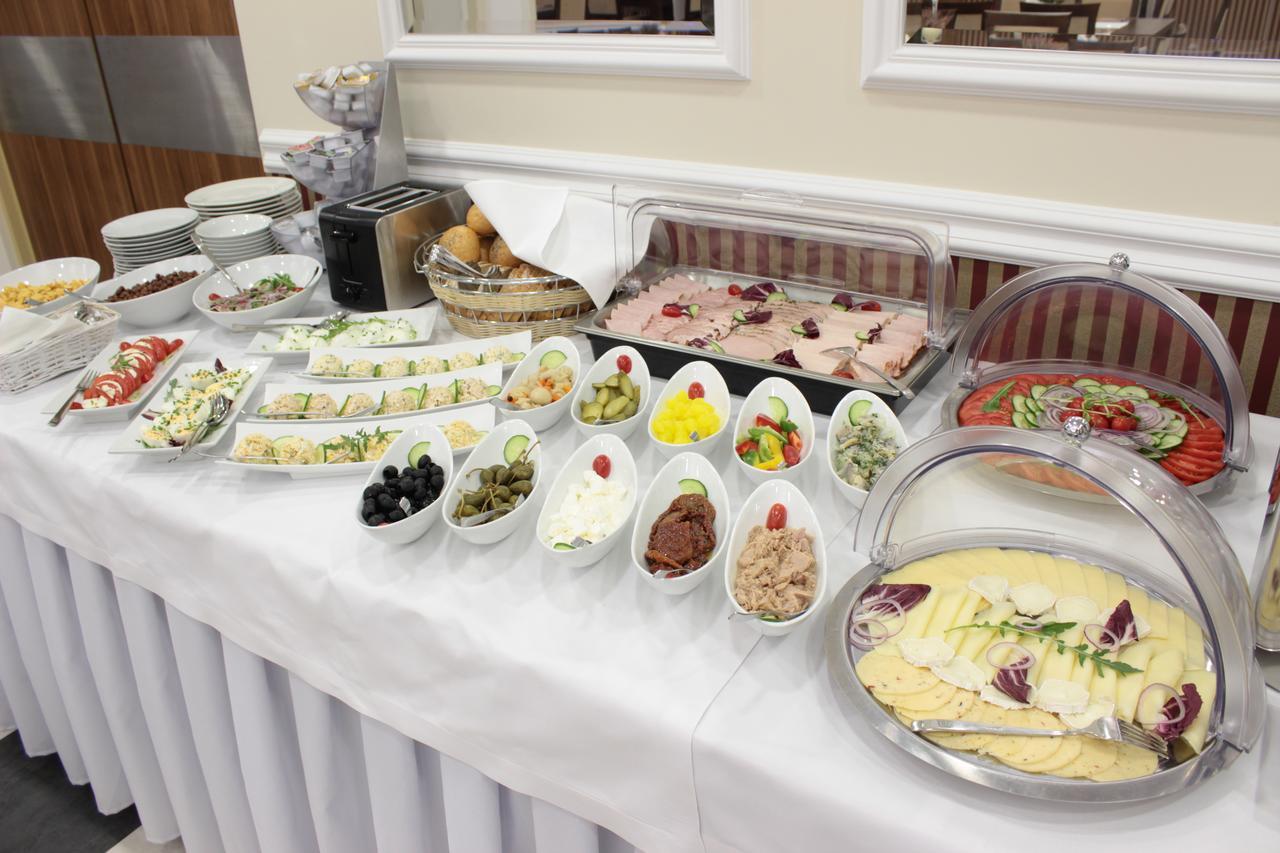 Hotel Dabrowski Oswiecim Ngoại thất bức ảnh